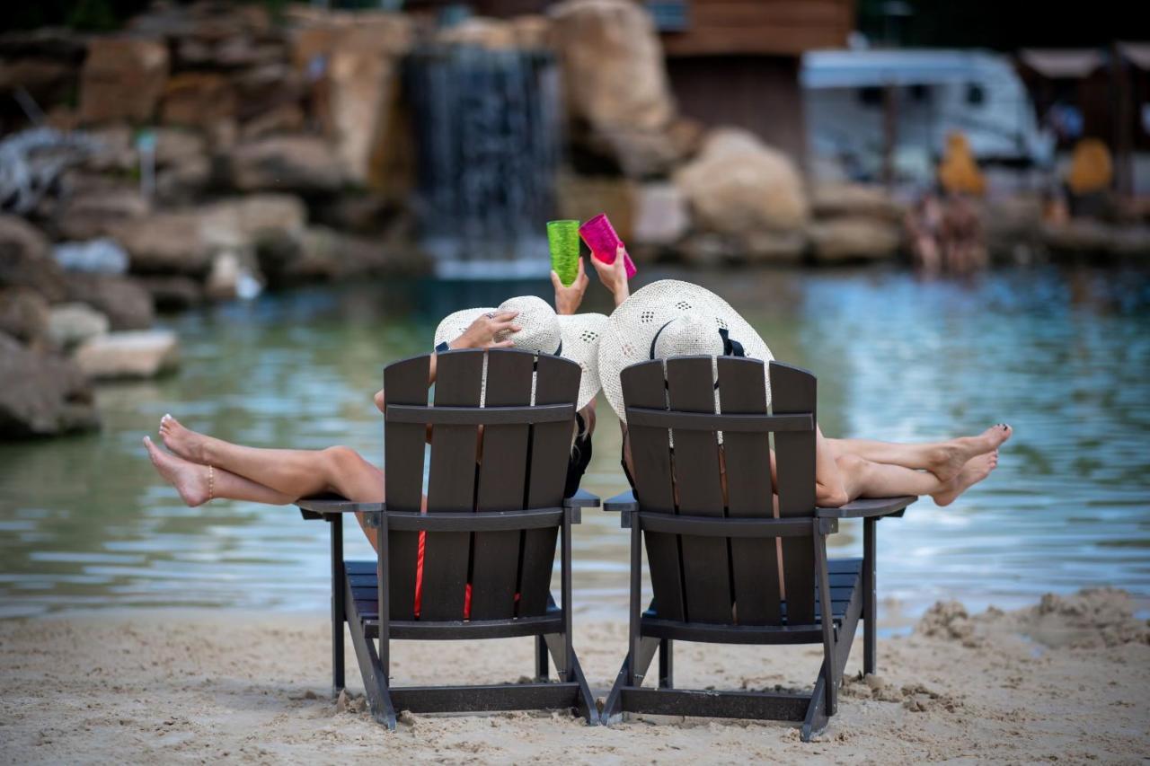 Natura Treescape Resort Wisconsin Dells Eksteriør bilde