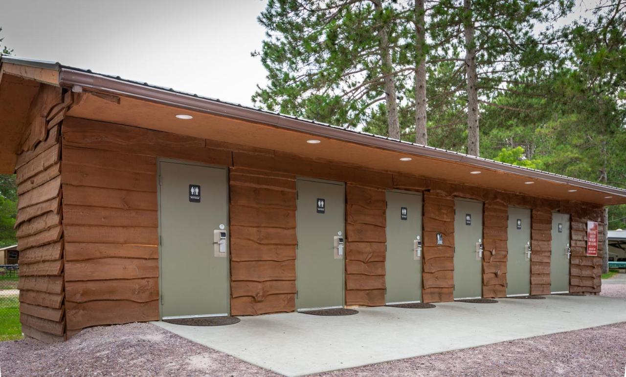 Natura Treescape Resort Wisconsin Dells Eksteriør bilde